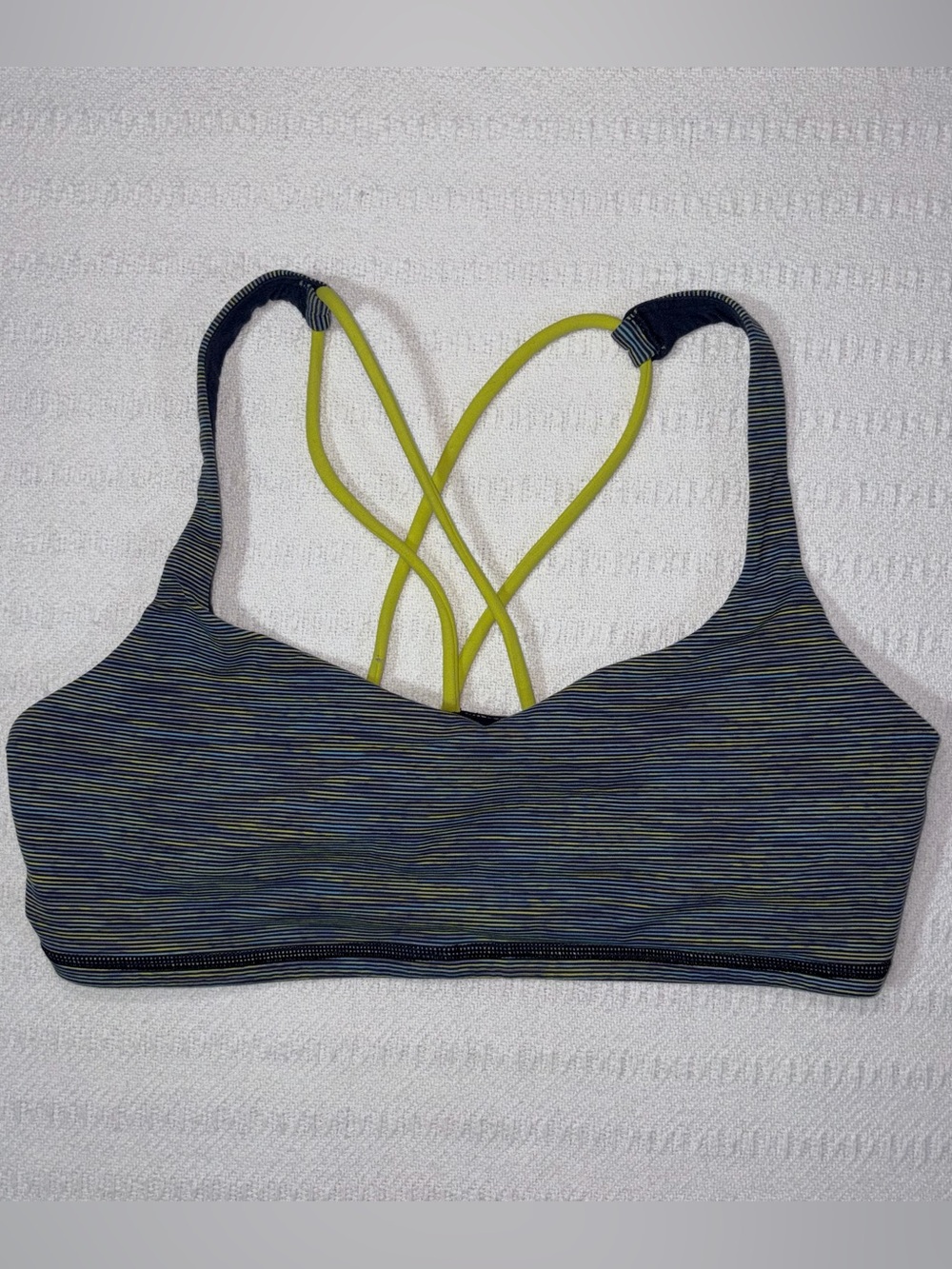 Lululemon Womens Strappy Racerback Sports Bra Size 8 Athleisure Workout Gym